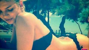 Emma Marrone in bikini a Formentera: vacanza senza Marco Bocci!