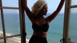 Christina Aguilera magra e sexy per il nuovo video con Alejandro Fernandez