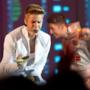Justin Bieber - Manchester 2013 canta al pubblico
