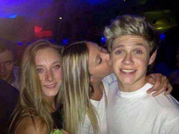 One Direction twitter pics - 37