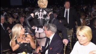 Le chiappe di Madonna sconvolgono Lady Gaga