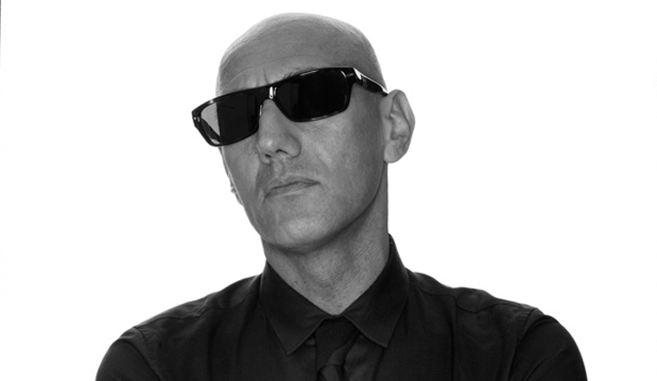 Giuliano Palma con occhiali da sole