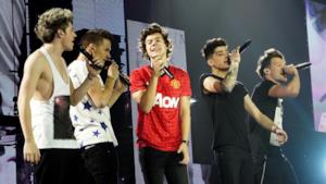One Direction cantano dal vivo