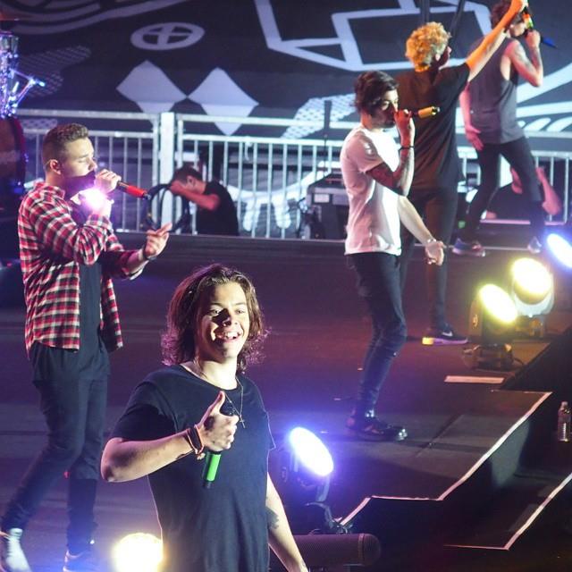 One Direction ON THE ROAD AGAIN TOUR 2015 LIVE IN HONG KONG