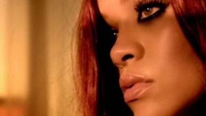 Rihanna, il video di "Man down" solleva polemiche