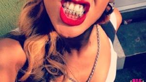 Rihanna: denti di diamanti per un sorriso da... rapper cattiva!