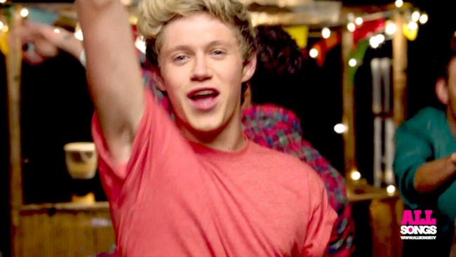 One Direction - Live While We're Young - Niall Horan