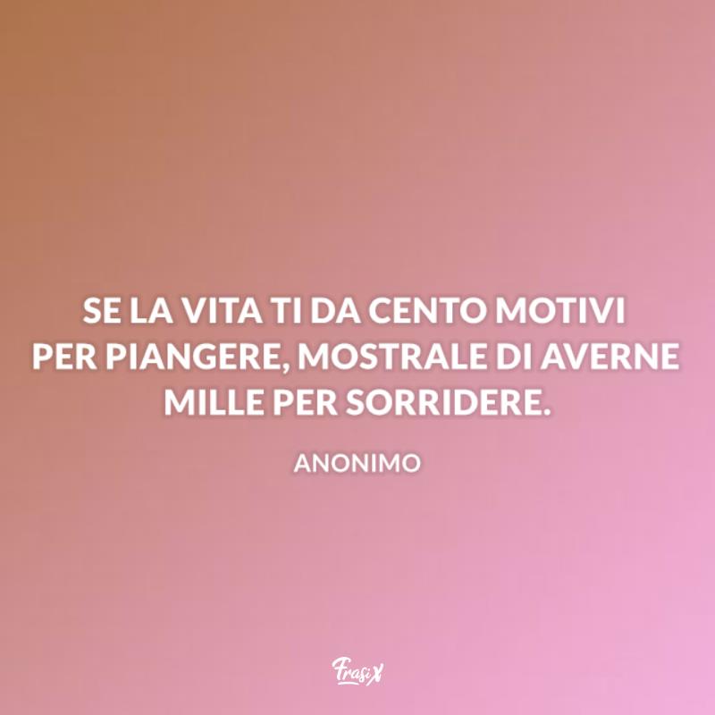 Frasi sul sorriso anonimo Sfondo rosa antico