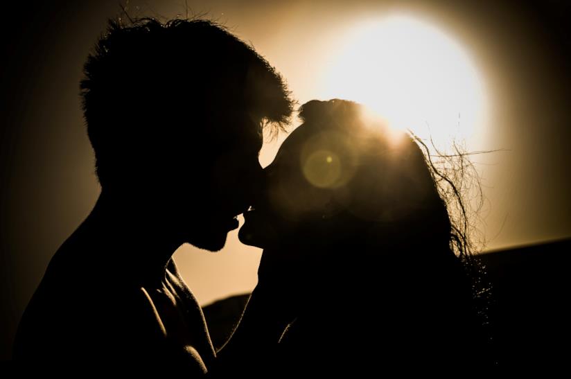 Frasi sul bacio Immagine copertina frasi sul bacio
