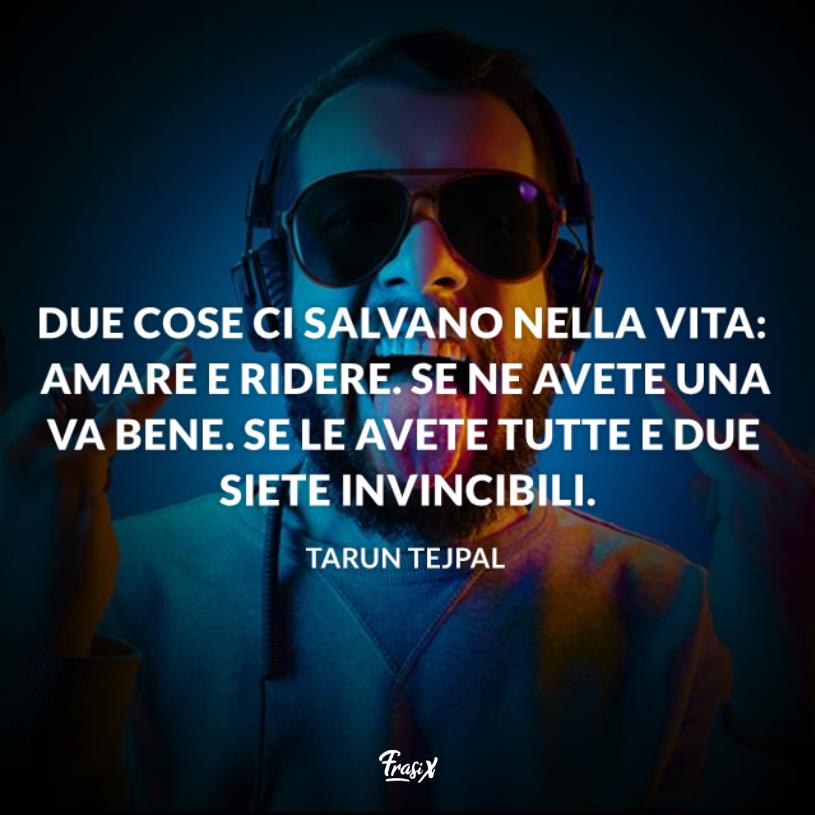 Frasi sul sorriso brevi tarun Immagine con citazione tarun per frasi sul sorriso brevi