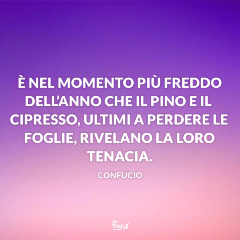 Frasi sulla determinazione confucio Sfondo rosa lilla