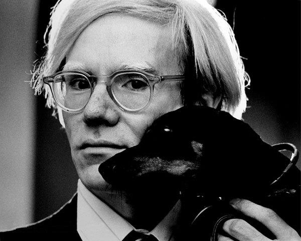 Andy Warhol frasi Andy Warhol con il suo cane
