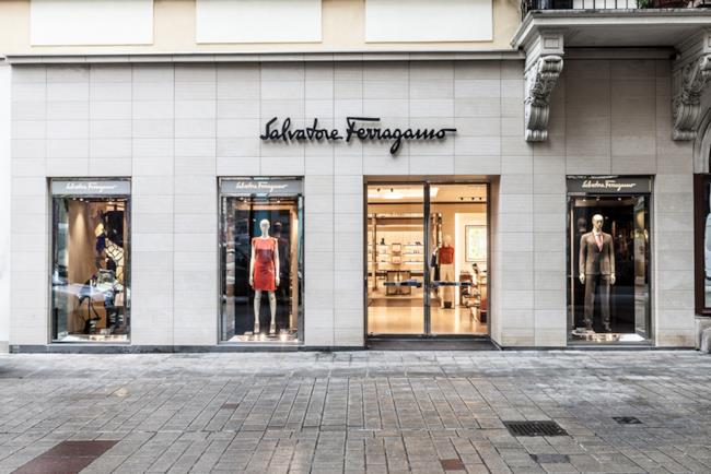 Flagship Store