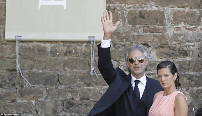 Ospite al wedding di Kim Kardashian e Kanye West è stato Andrea Bocelli