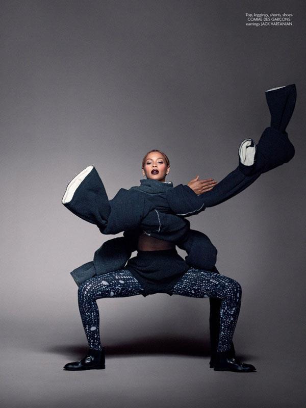 Il look di Beyoncé su CR Fashion Book è curato da Riccardo Tisci