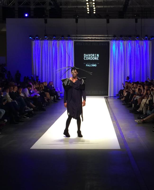 Abstract Feelings fashion show