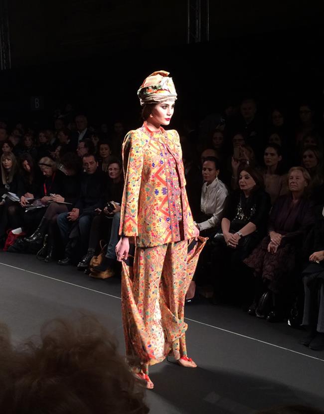 Curlie Couture unione di più etnie