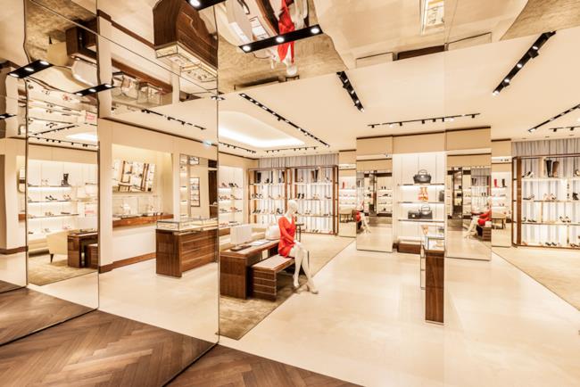 Flagship Store
