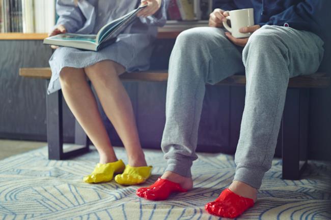 le nuove scarpe FONDUE SLIPPERS ideate da Satsuki Ohata