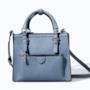 Handbag in blu chiaro