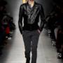 Sfila Bottaga Veneta per un uomo elegante e raffinato durante la Milano Fashion Week 2014