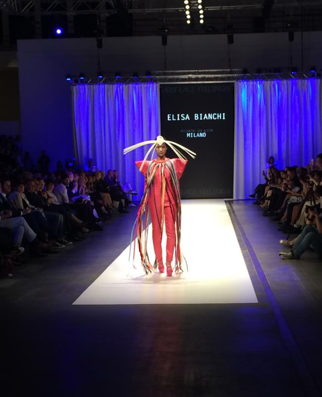 Accademia del lusso Abstract Feelings fashion show