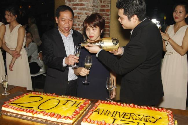 IZU festeggia i 20 anni a Milano