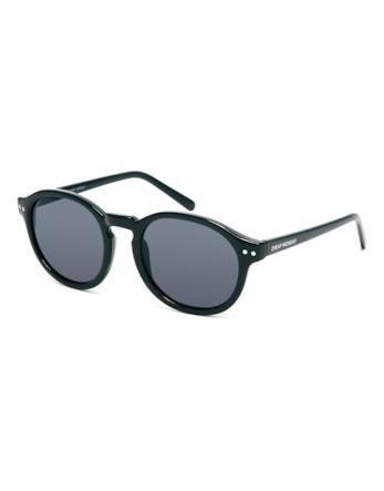 Sunglasses della Cheap Monday per un look alla Ryan Reynolds per l'estate 2014