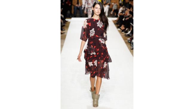 Chloè sfila a Parigi per la settimana della moda