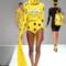 Moschino presenta la collezione autunno inverno 2014-15 per la Milano Fashion Week 2014-15