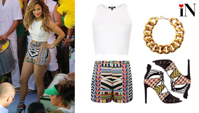 Jennifer Lopez look we are one per i Mondiali di Calcio 2014 Jennifer Lopez we are one outfit per la World Cup 2014
