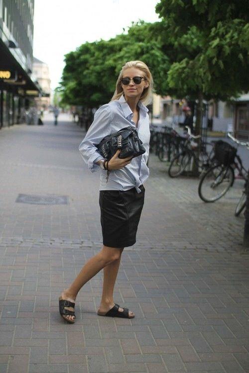 Per la stagione estiva è un must indossare i sandali bassi da donna