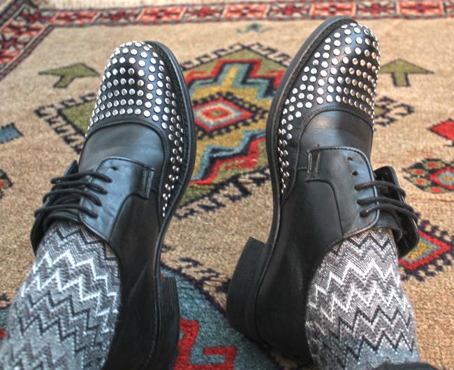 Calze di Missoni, scarpe borchiate di Zara