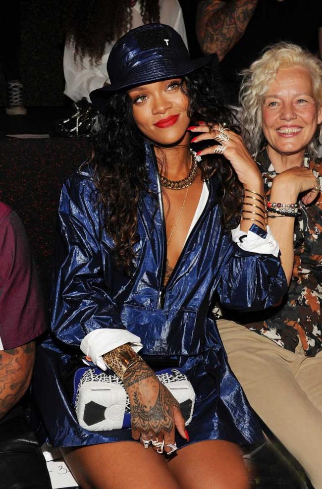 Rihanna alla sfilata di Alexander Wang per la New York Fashion Week di settembre 2014