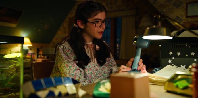 Suzie parla con Dustin via radio Suzie parla con Dustin via radio nel finale di Stranger Things 3
