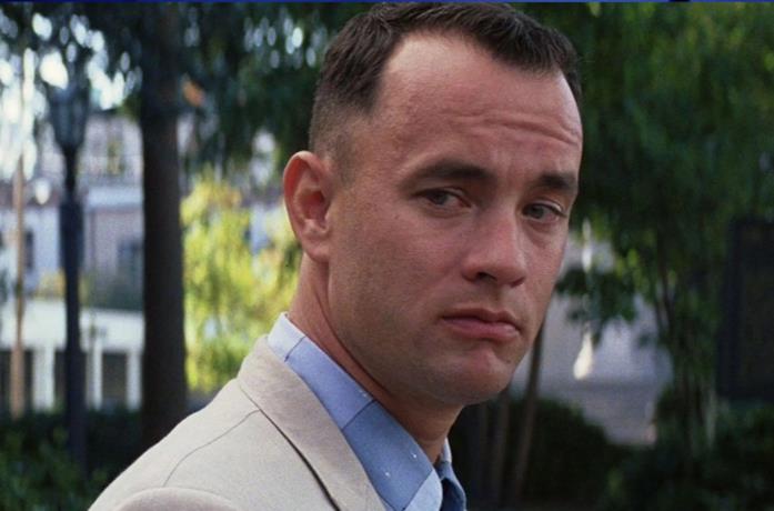 Tom Hanks nel ruolo di Forrest Gump
