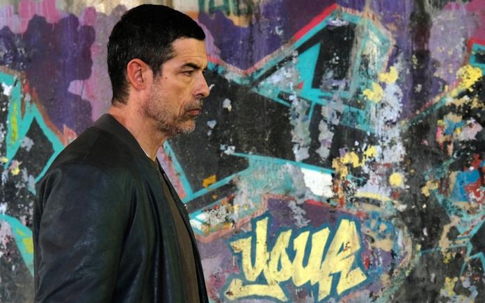Io ti cercherò: attori del cast e personaggi Alessandro Gassmann è il protagonista di Io ti cercherò