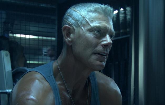 Primo piano del colonello Miles Quaritch (Stephen Lang) in una scena di Avatar (2009)