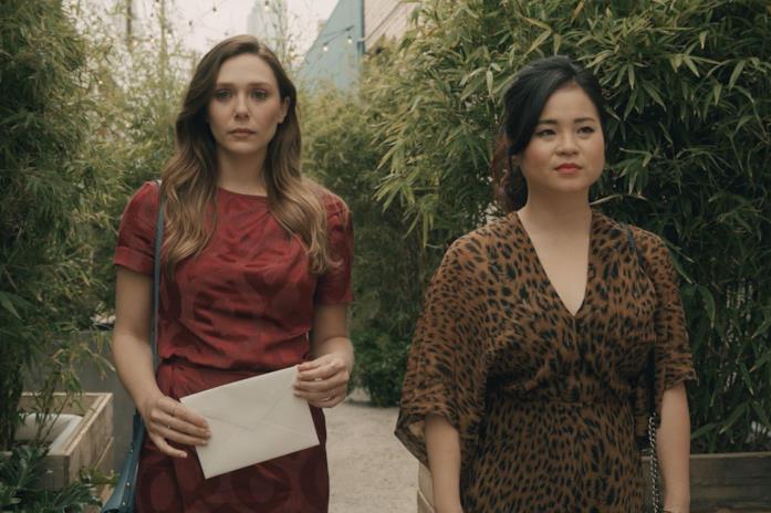 Elizabeth Olsen and Kelly Marie Tran Kelly Marie Tran insieme a Elizabeth Olsen