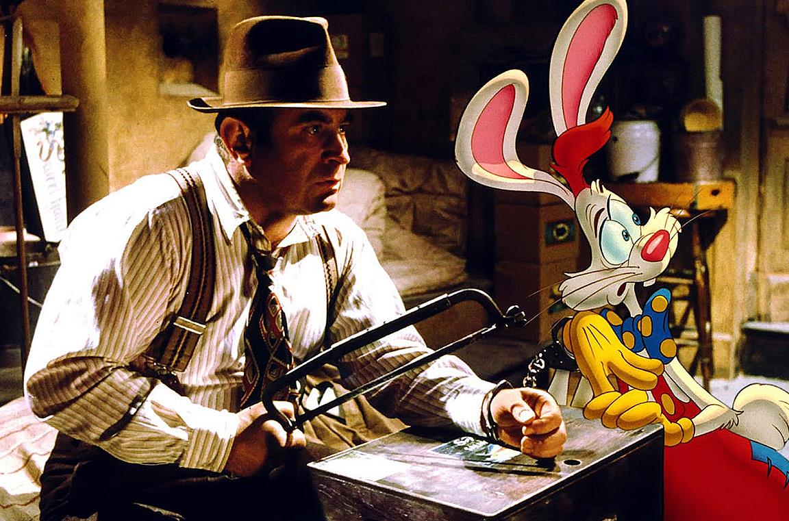 Bob Hoskins e Roger Rabbitt durante un inseguimento in Chi ha incastrato Roger Rabbit