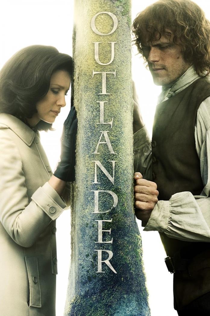 Il poster di Outlander Sam Heughan e Caitriona Balfe nella locandina di Outlander
