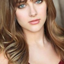 Aubrey Peeples