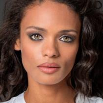 Kandyse McClure