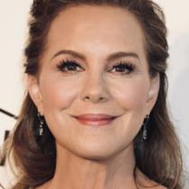 Elizabeth Perkins