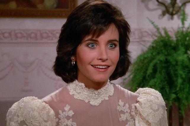 La signora in giallo: George Clooney e altri 9 attori (non ancora) famosi apparsi nella serie Courtney Cox nella serie La signora in giallo