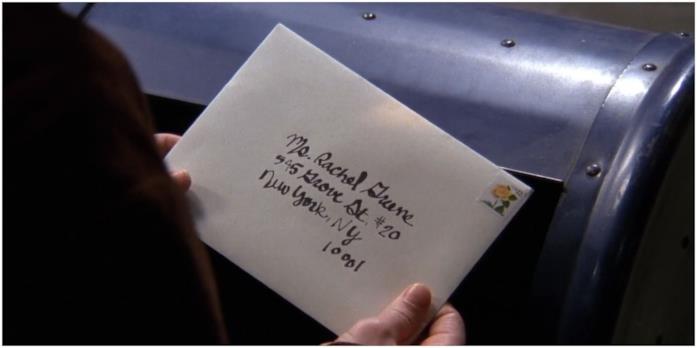 La busta di Ross per Rachel La busta di Ross per Rachel in Friends