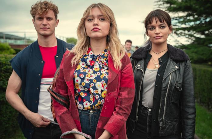 Steve, Aimee e Maeve in Sex Education 3