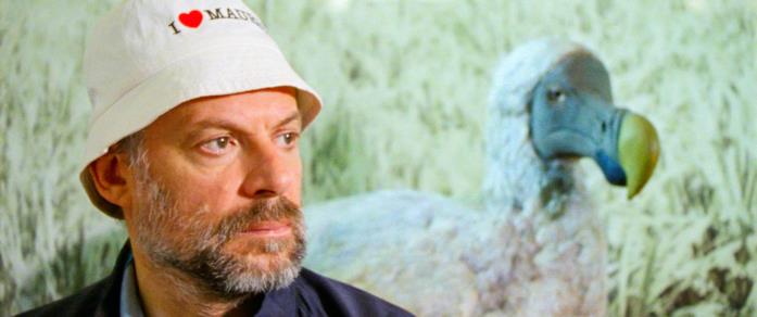 Imprevisti digitali, la commedia ispirata (anche) ai Gilet gialli Un primo piano di Denis Podalydès in una scena del film Imprevisti digitali