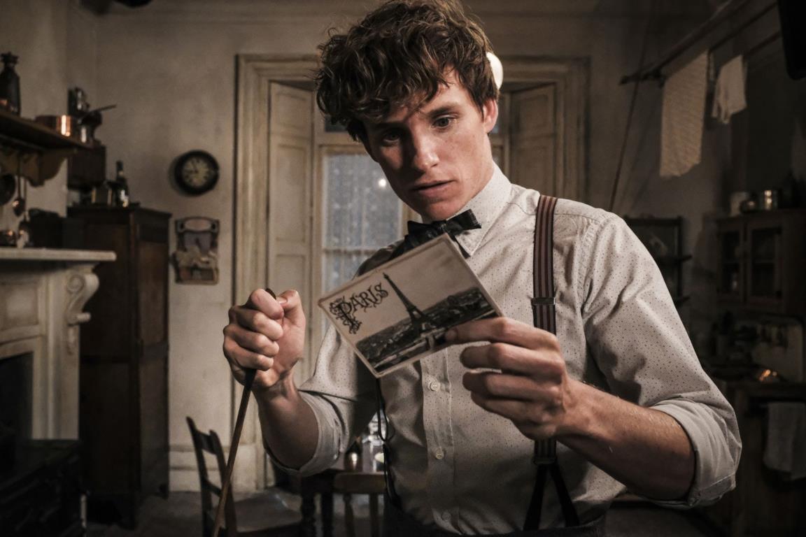 Eddie Redmayne è Newt Scamander