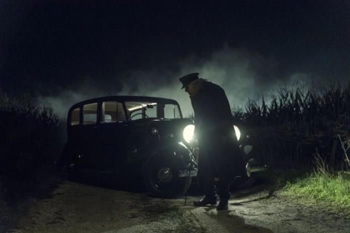 Un'inquietante immagine di Charlie Manx di NOS4A2 Oscuro e minaccioso Charlie Manx in NOS4A2